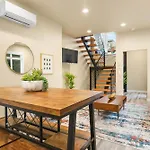 Central Urban Comfort Home