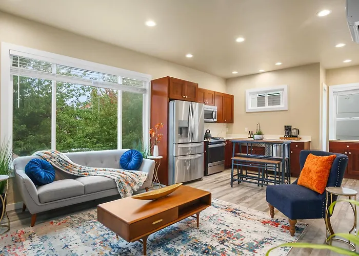 Central Urban Comfort Home
