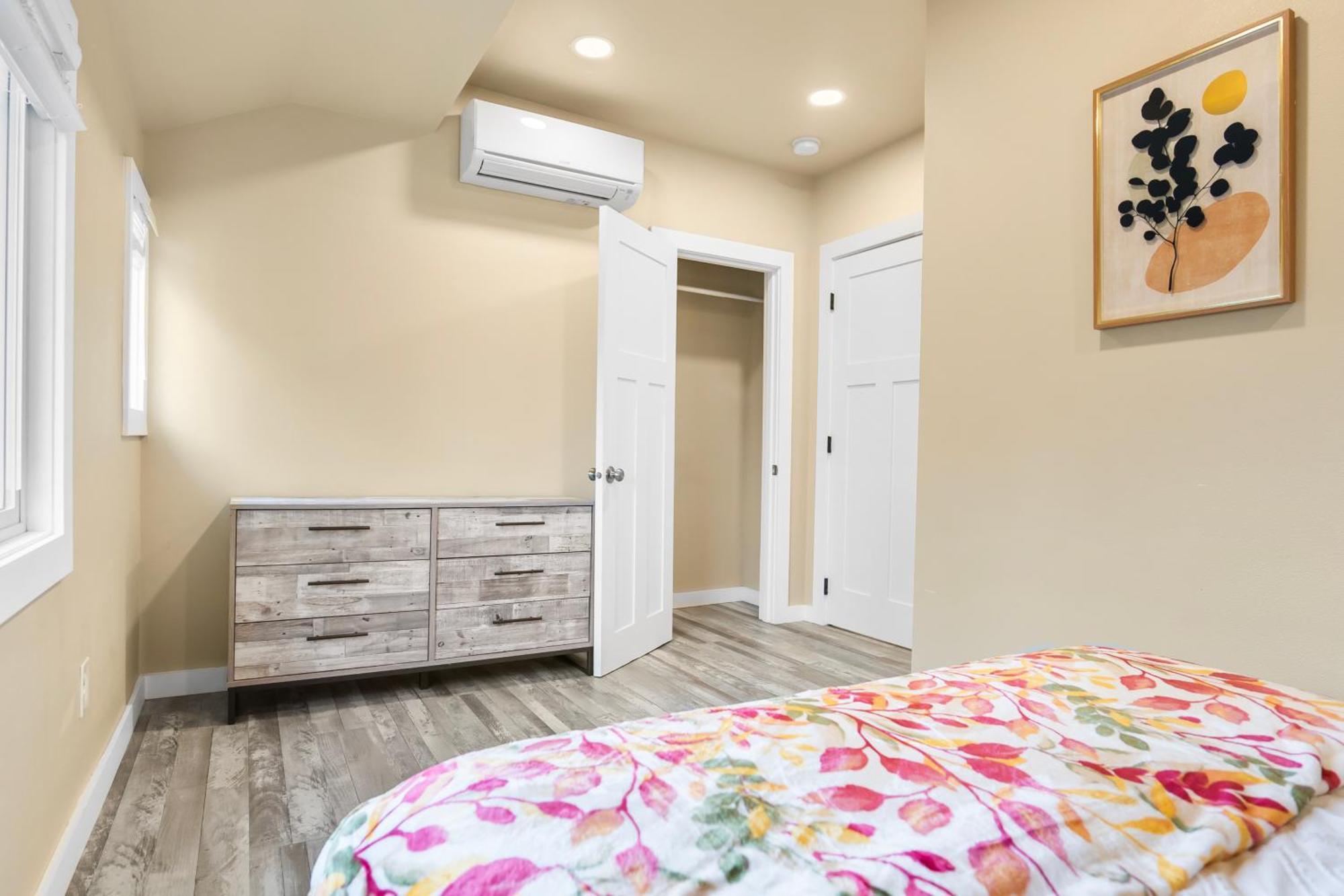 Urban Comfort Apartment